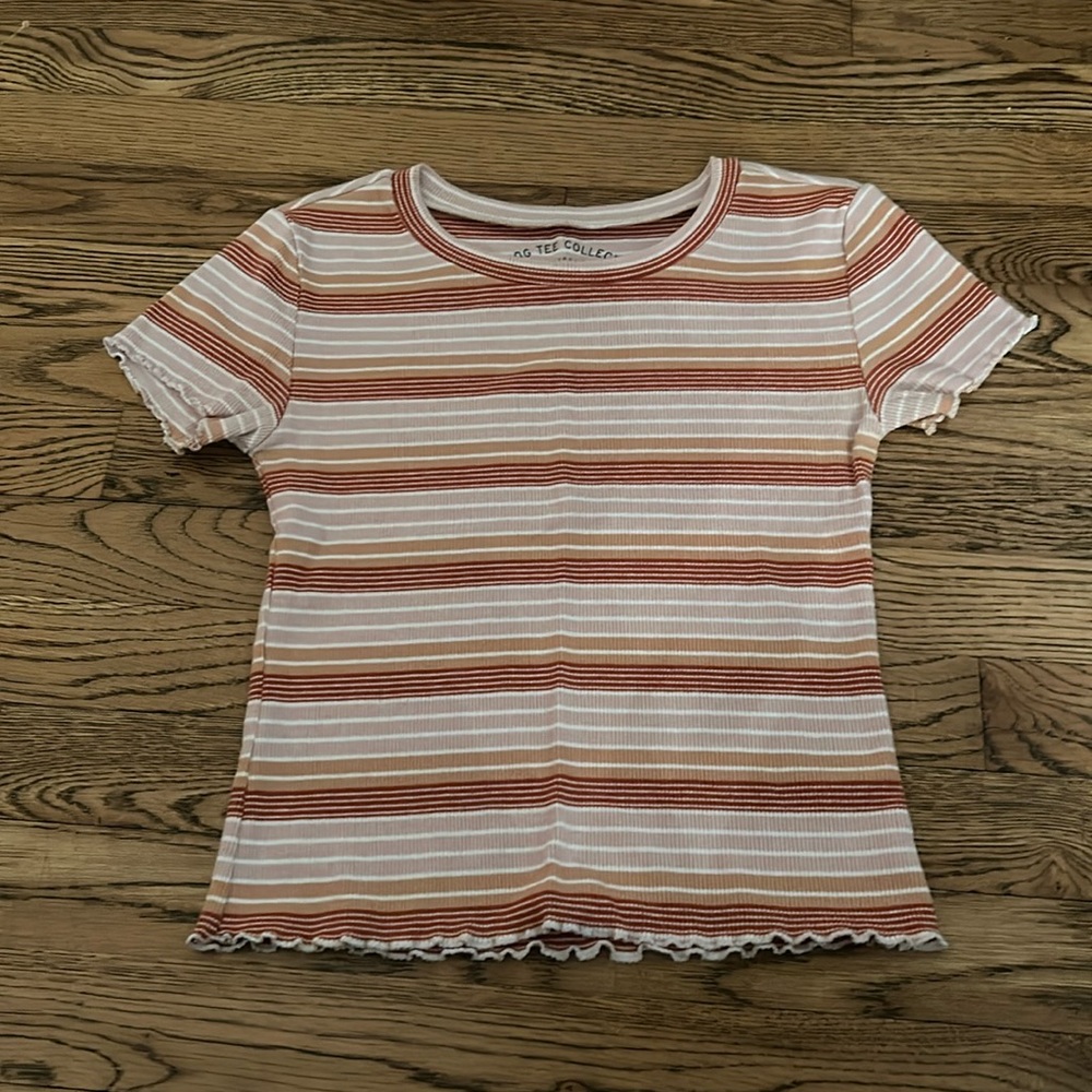 Light Pink/Burgundy/Light Orange Cropped Tee